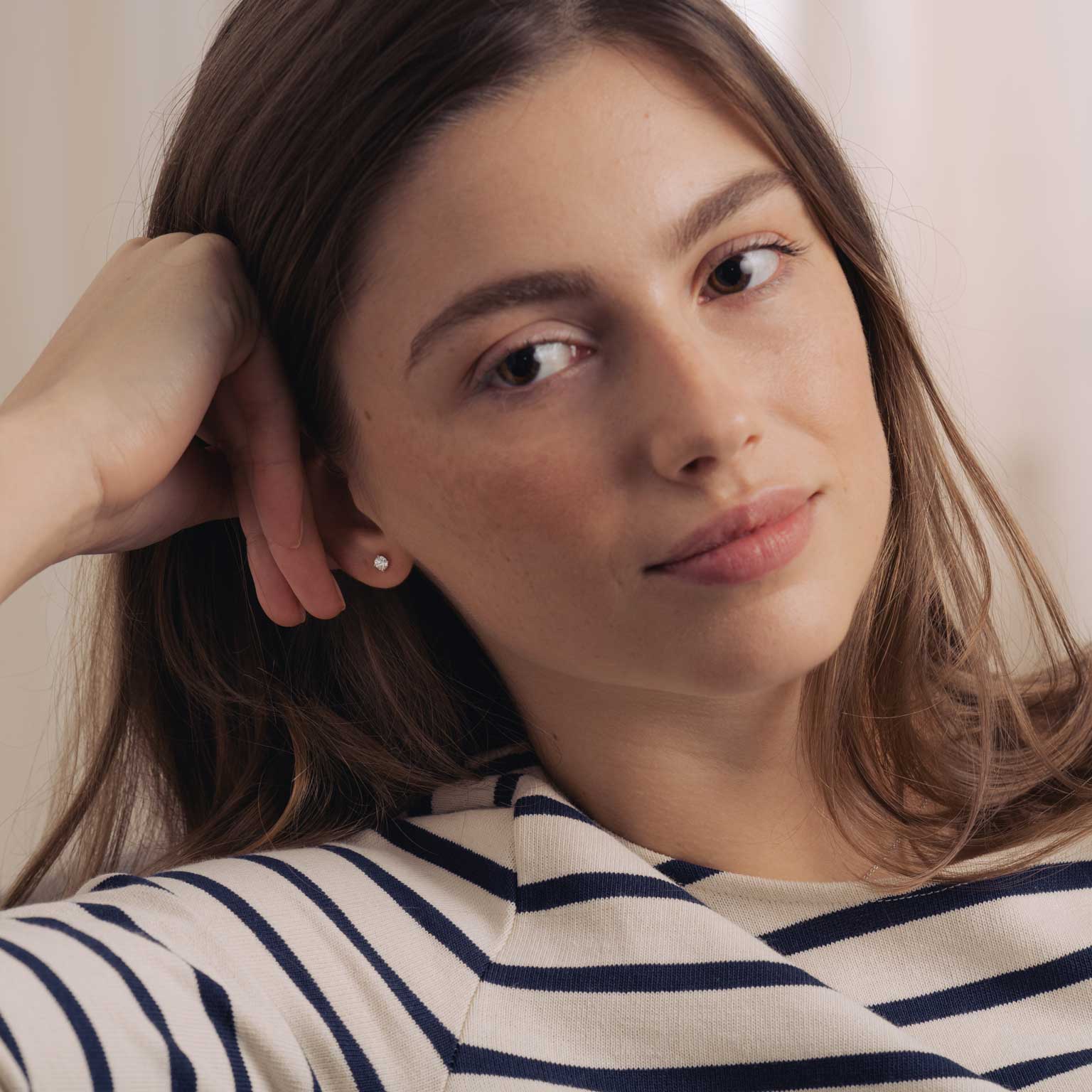 Header Collection Lady
