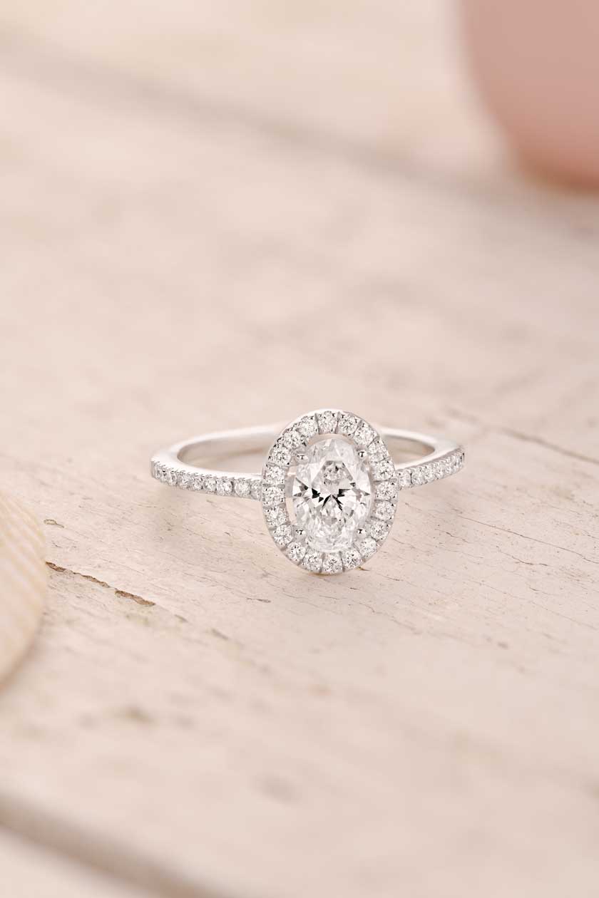 Bague Rétromantique Ovale Pavée 2