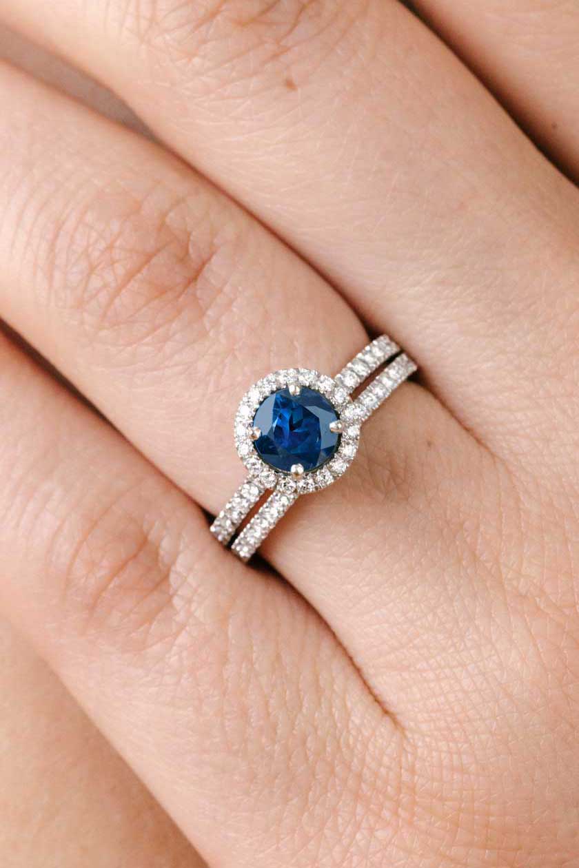 Bague Rétromantique L Pavée 2
