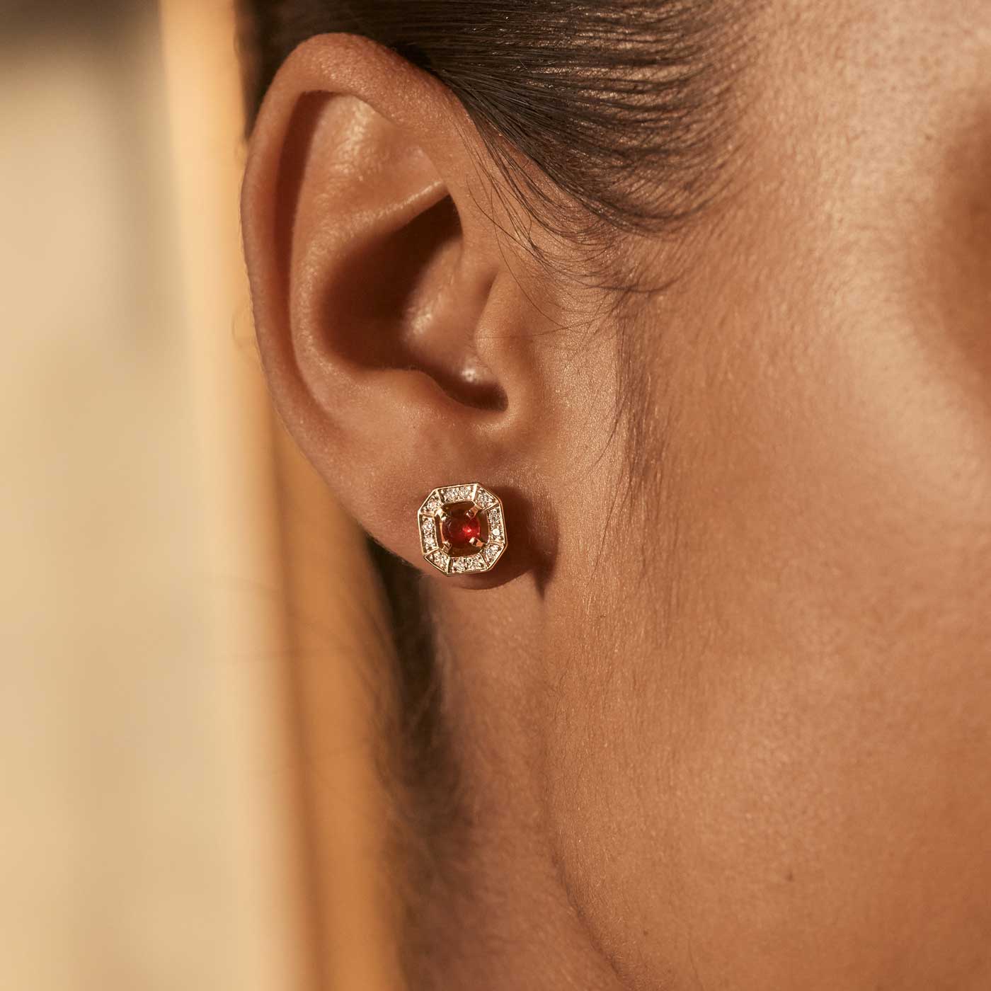 Boucles d'oreilles Art Déco Rond 4 mm zoom