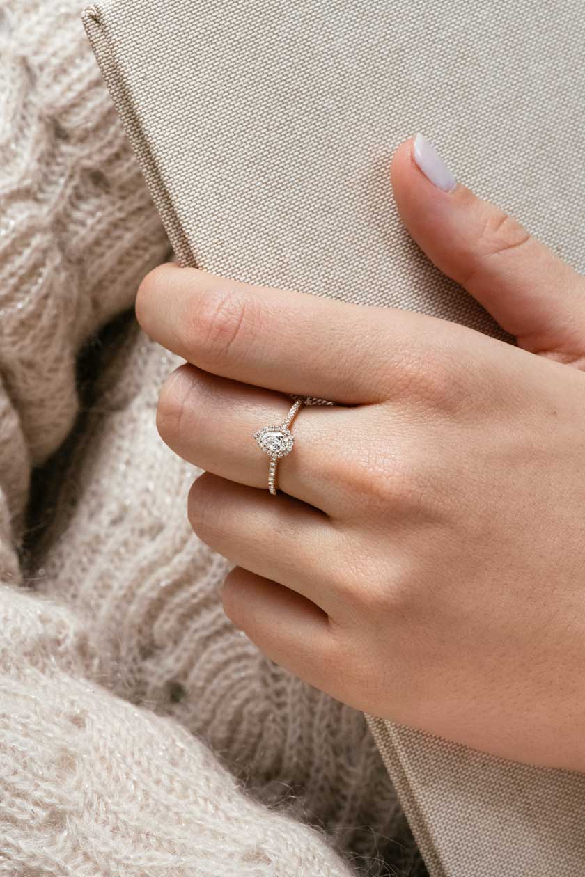 Bague Baby Rétromantique Poire Pavée 3
