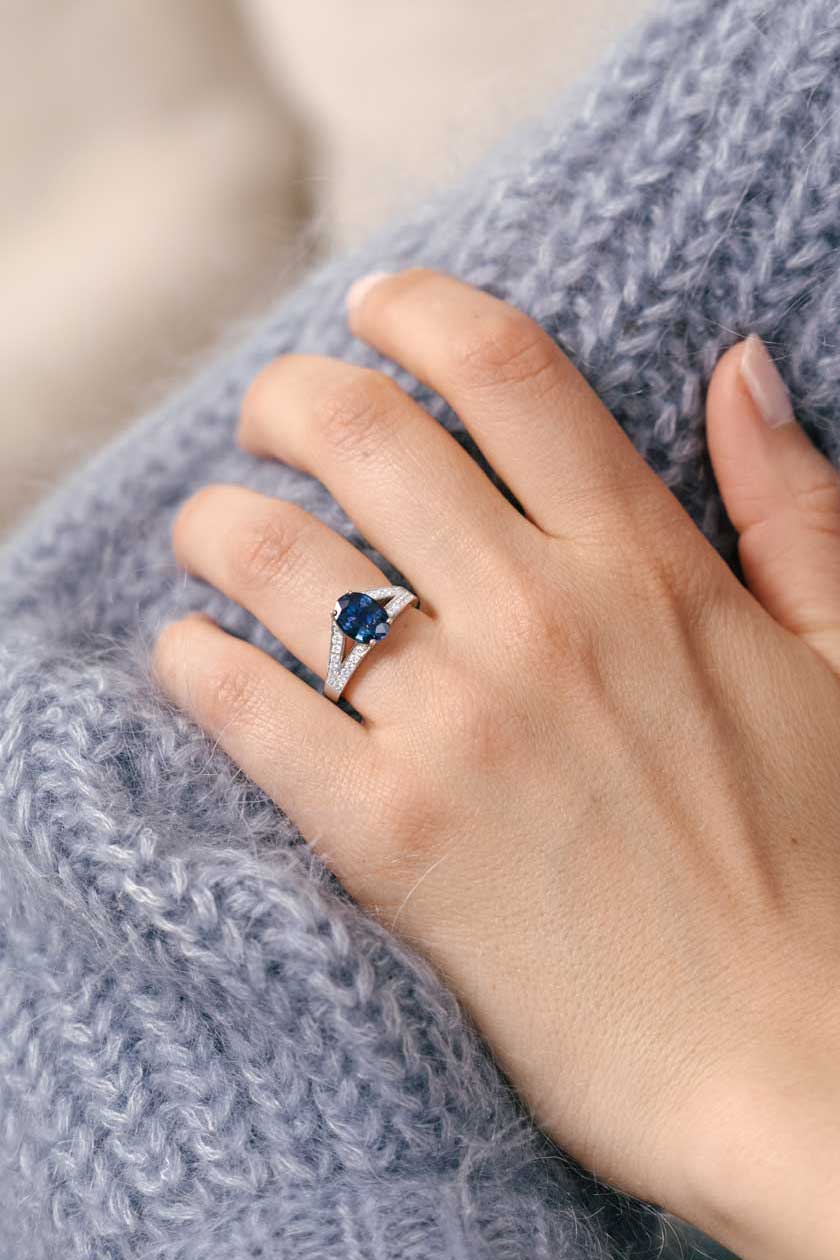 Bague Rétromantique Tiare Pavée 2