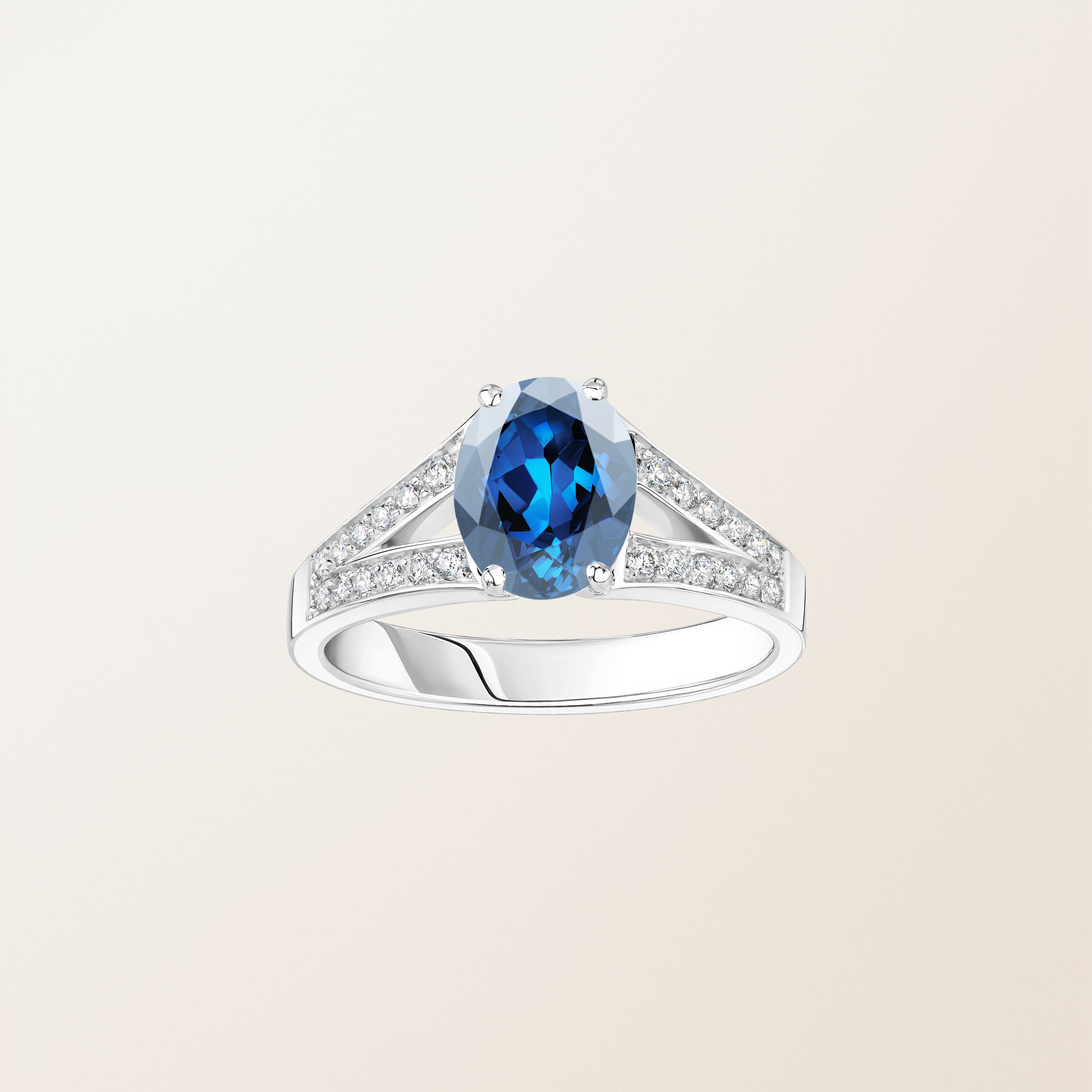Bague Or blanc 18 cts Saphir Rétromantique Tiare Pavée