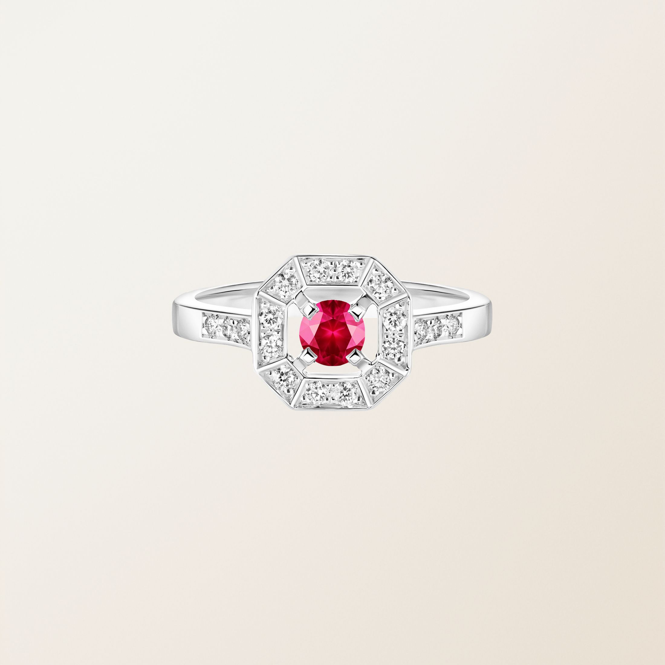 Bague Or blanc 18 cts Rubis Art Déco Rond 4 mm