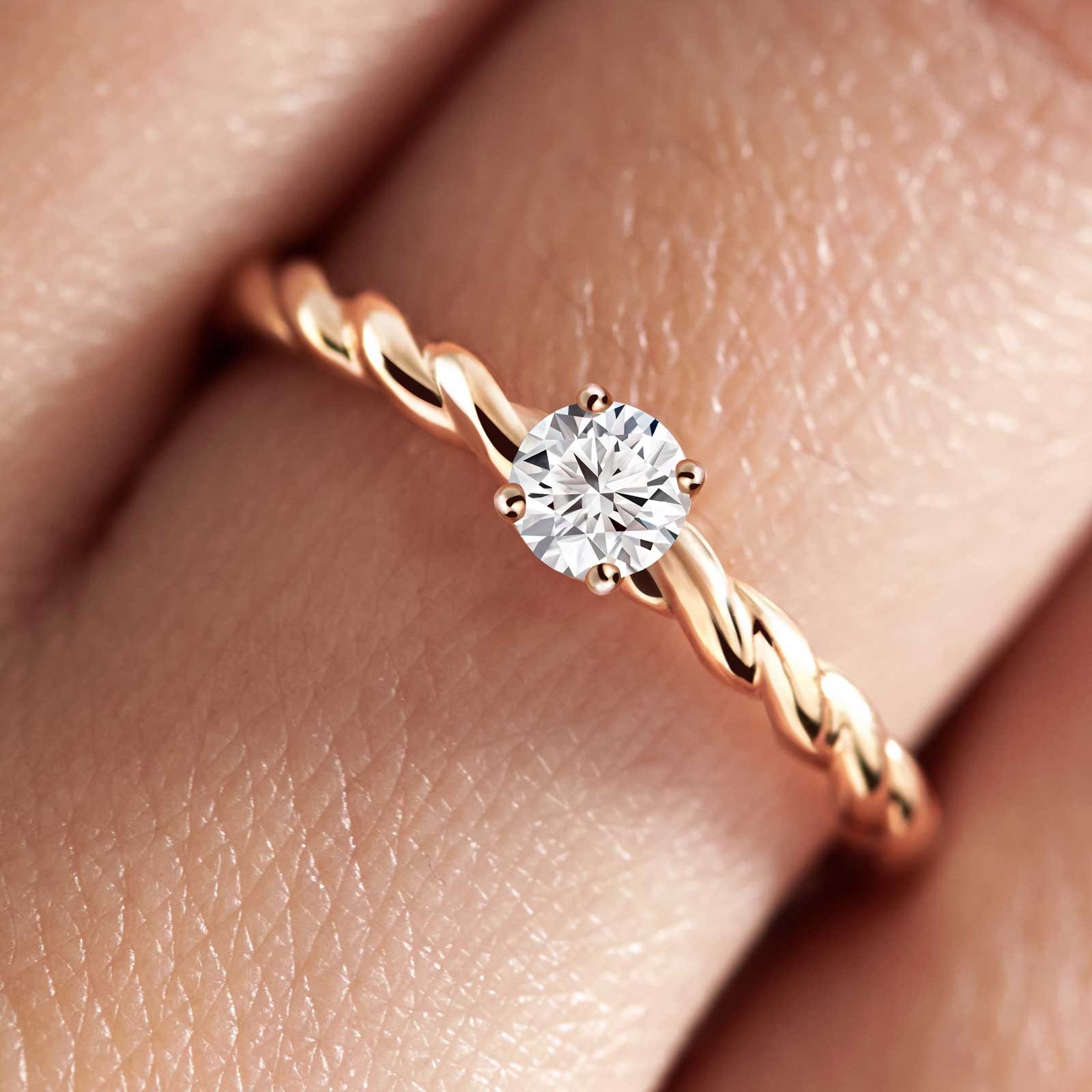 Bague Platine Diamant Capucine 4 mm 1