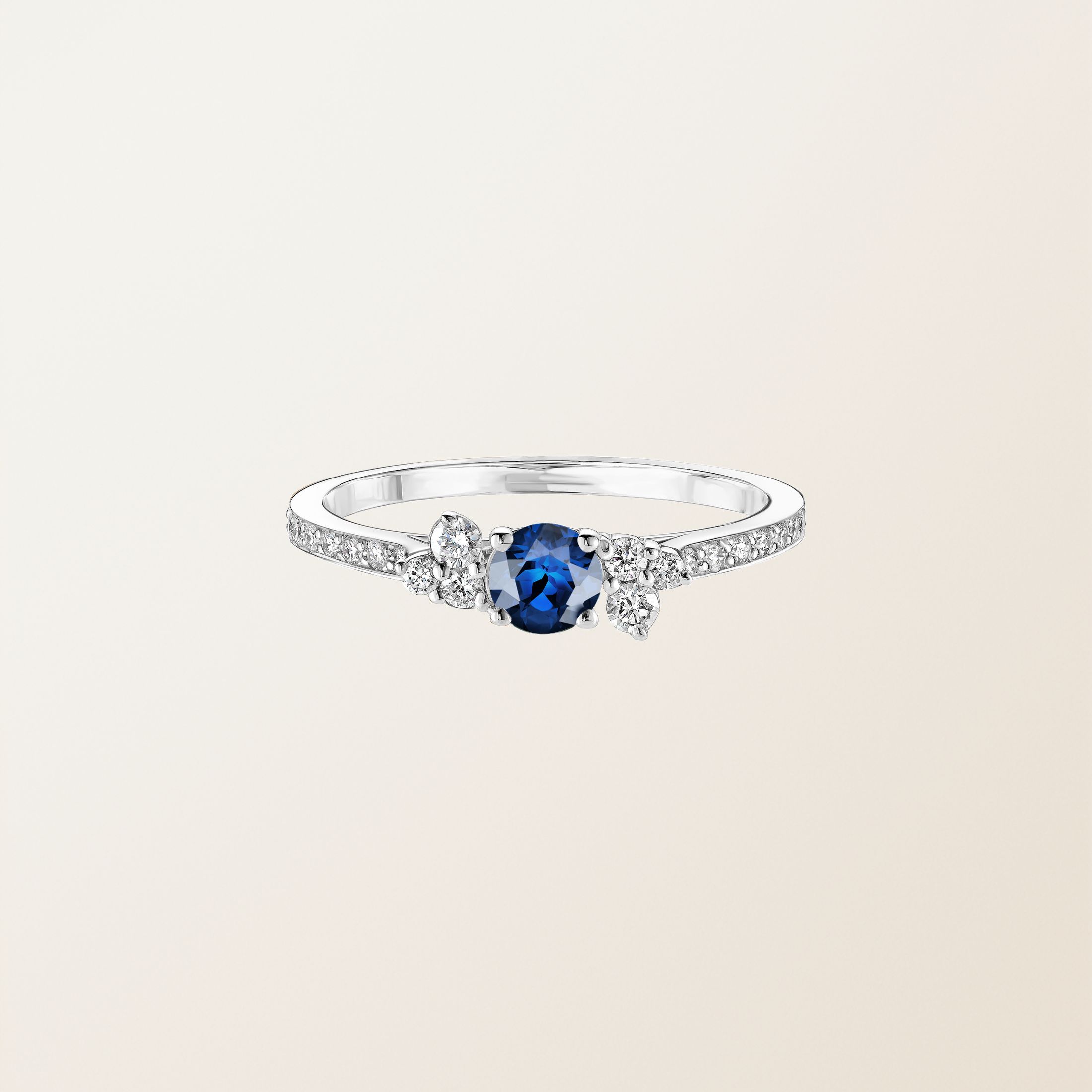 Baby EverBloom Pavée White Gold Sapphire Ring