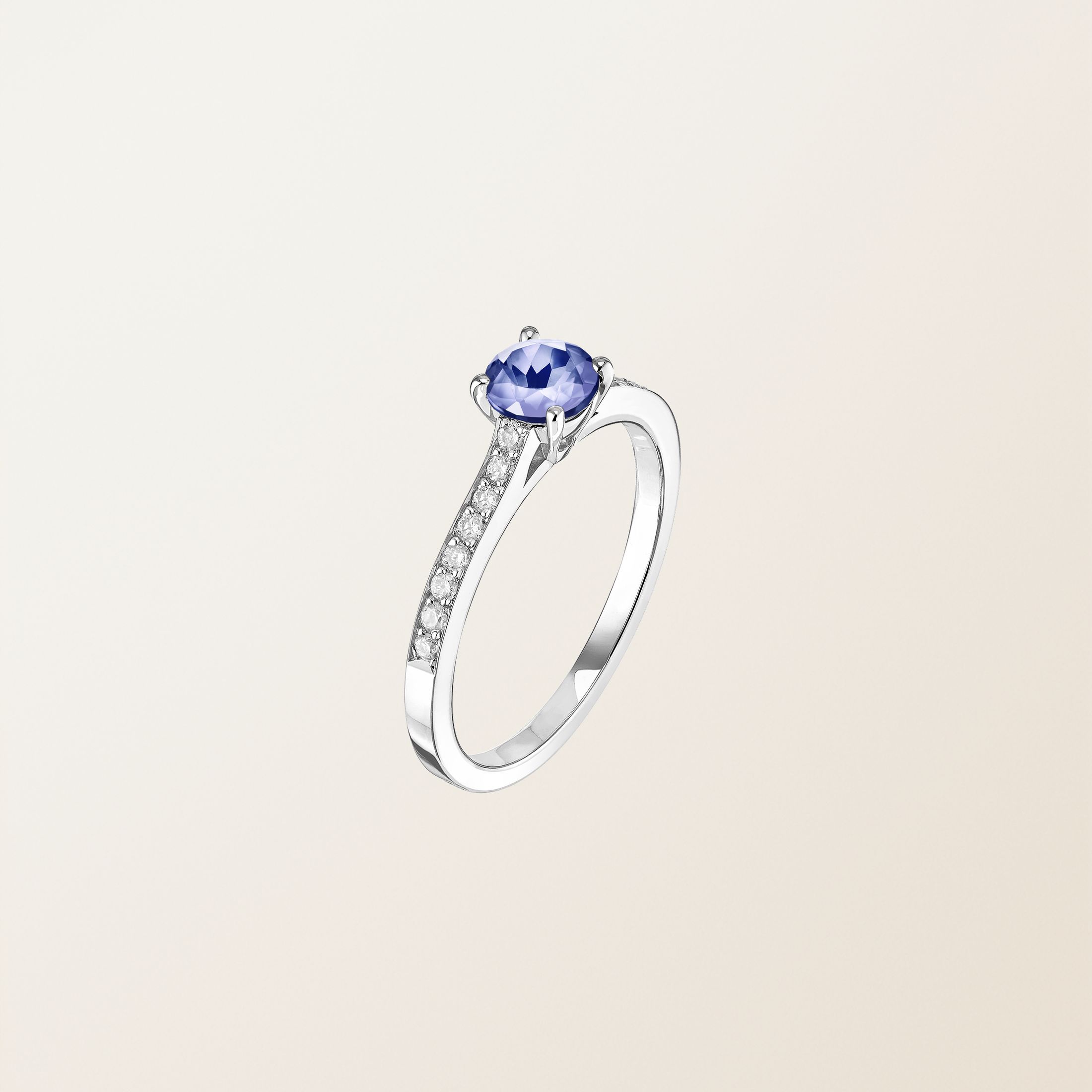 Bague Or blanc 18 cts Tanzanite Little Lady Pavée