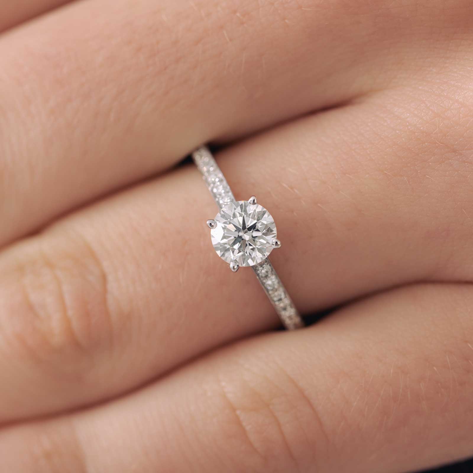 Ring White gold Tsavorite and diamonds Lady Pavée 3