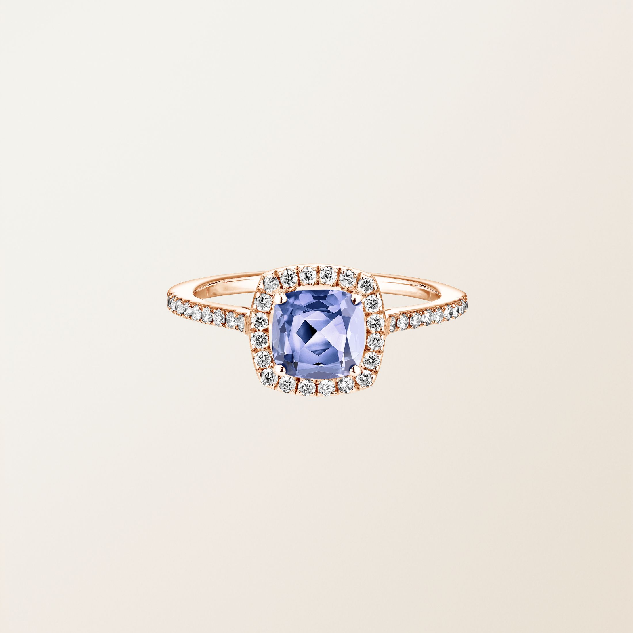 Bague Or rose 18 cts Tanzanite Rétromantique Coussin Pavée