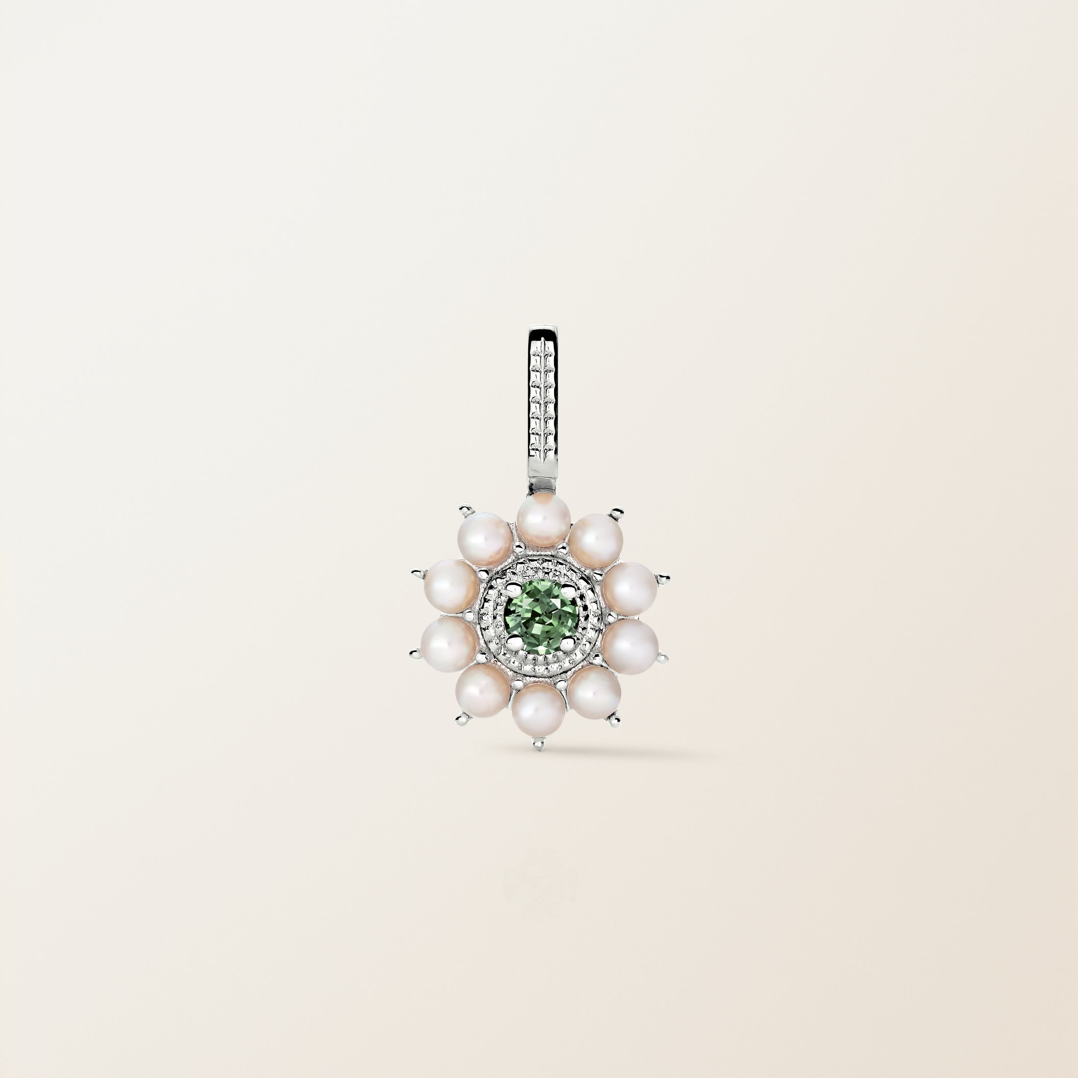 Or blanc, Saphir Vert