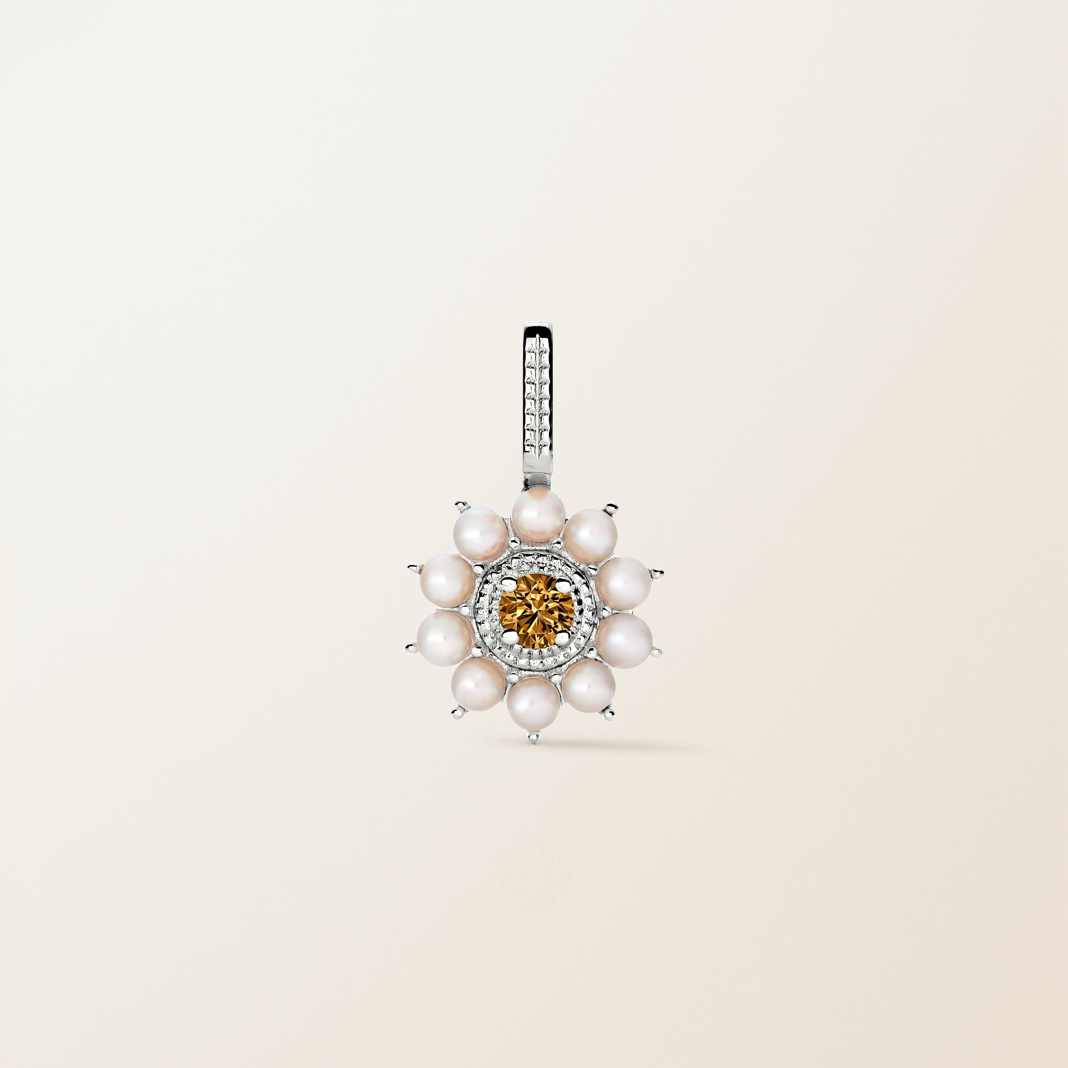 ホワイトゴールド, コニャック ダイヤモンド