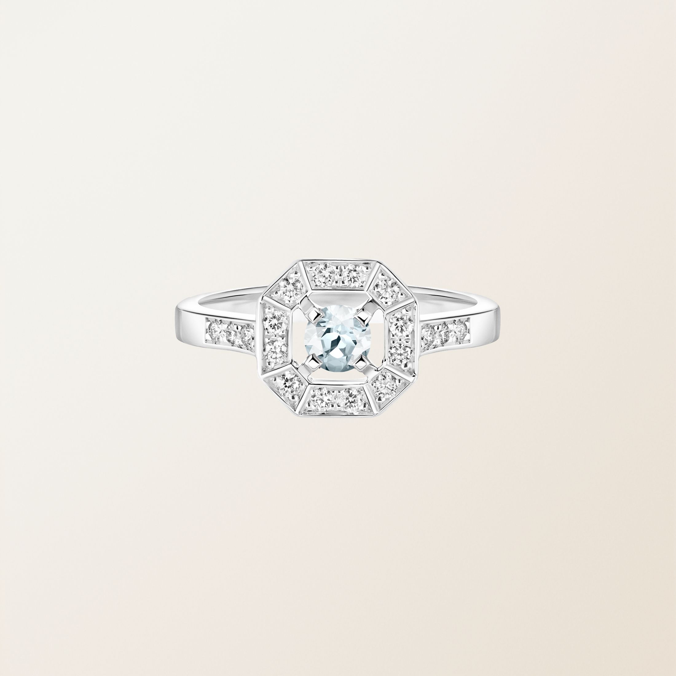 ホワイトゴールド, アクアマリン