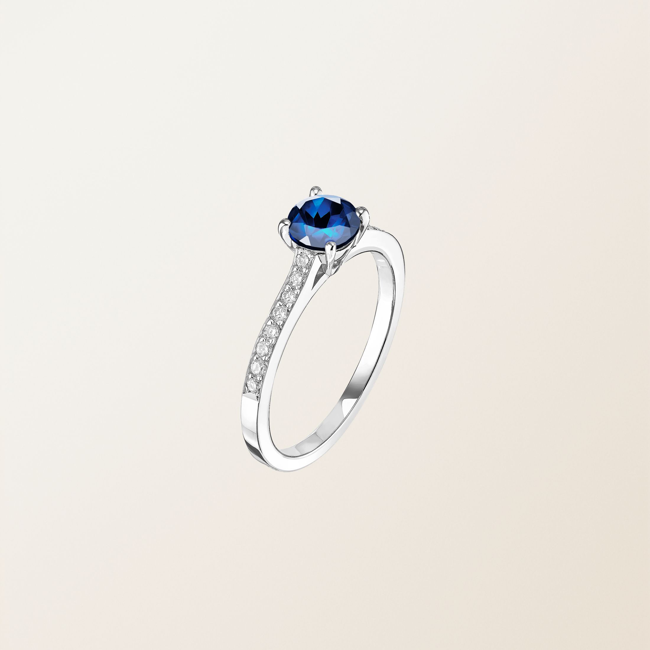 Bague Or Blanc 18 cts Saphir Lady Pavée