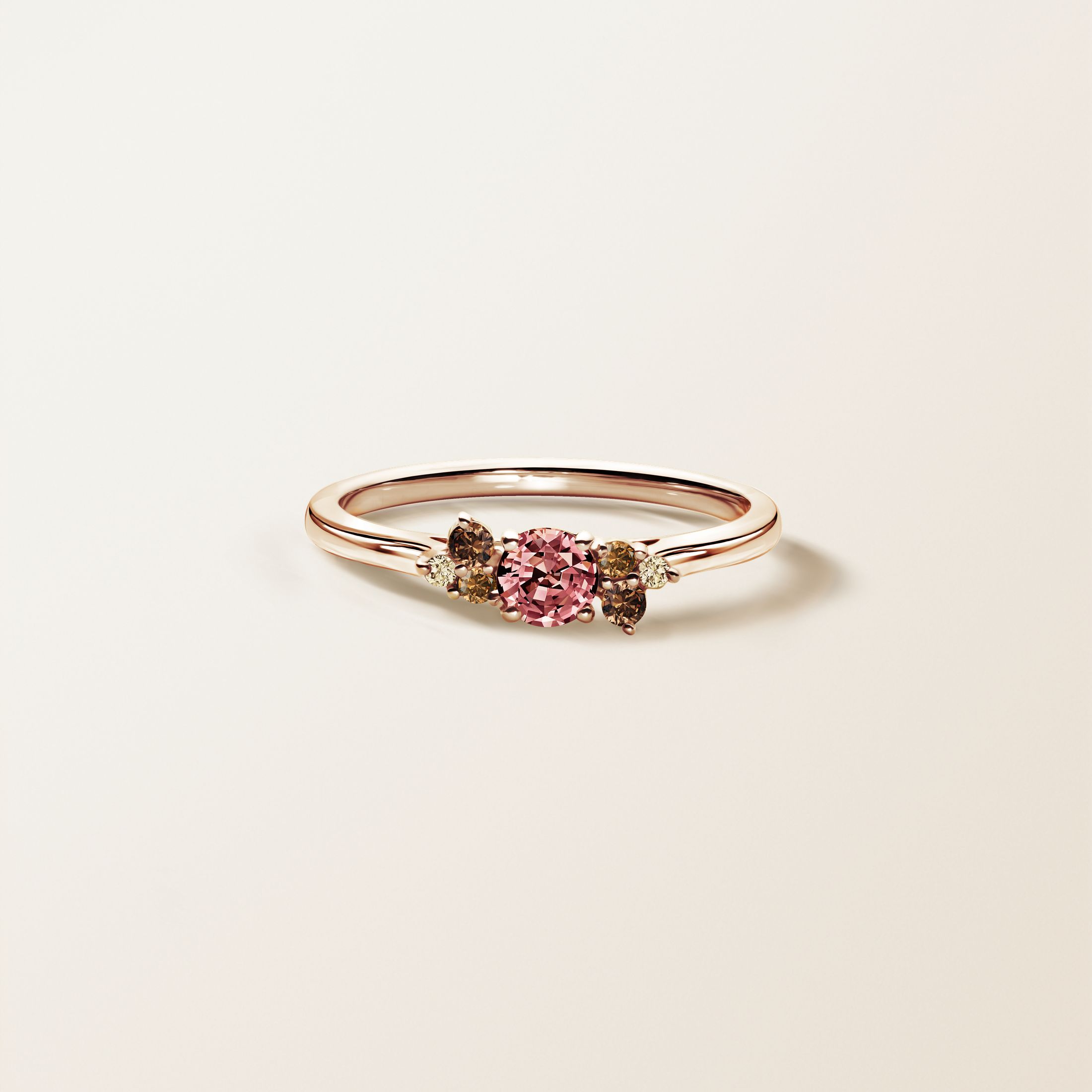 Roségold, Malaya-Granat