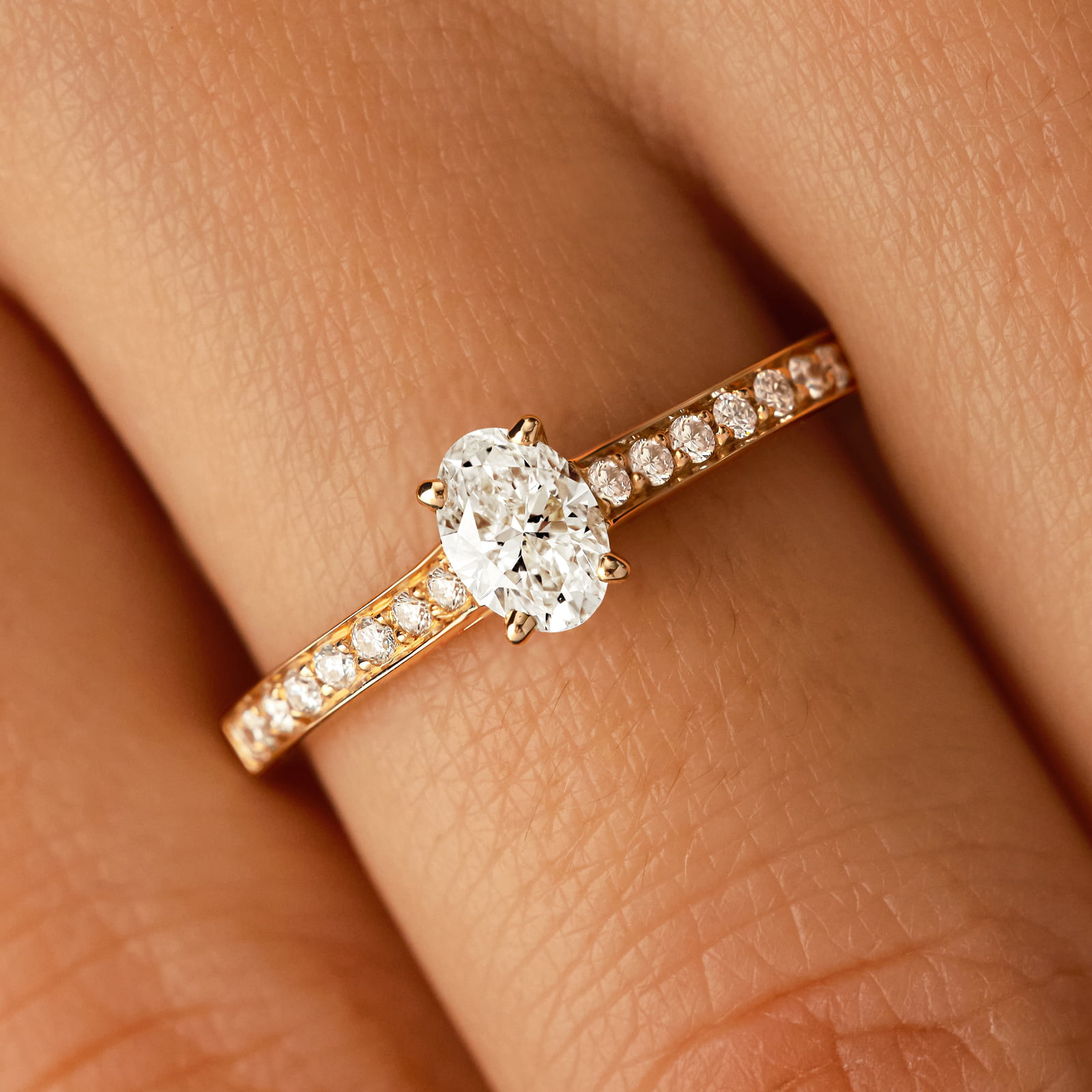 Ring White gold Tsavorite and diamonds Lady Ovale Pavée 3