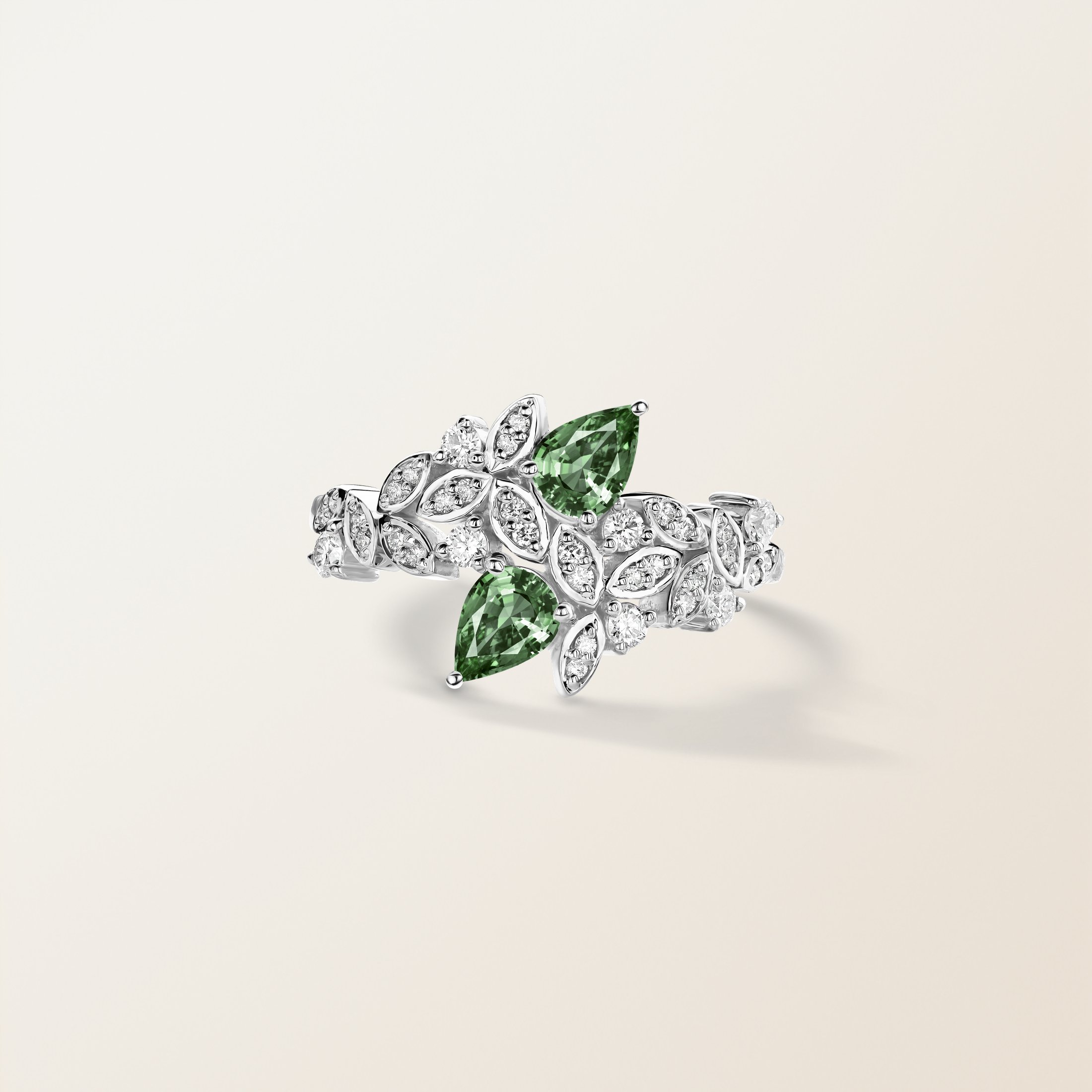 Or blanc, Saphir Vert