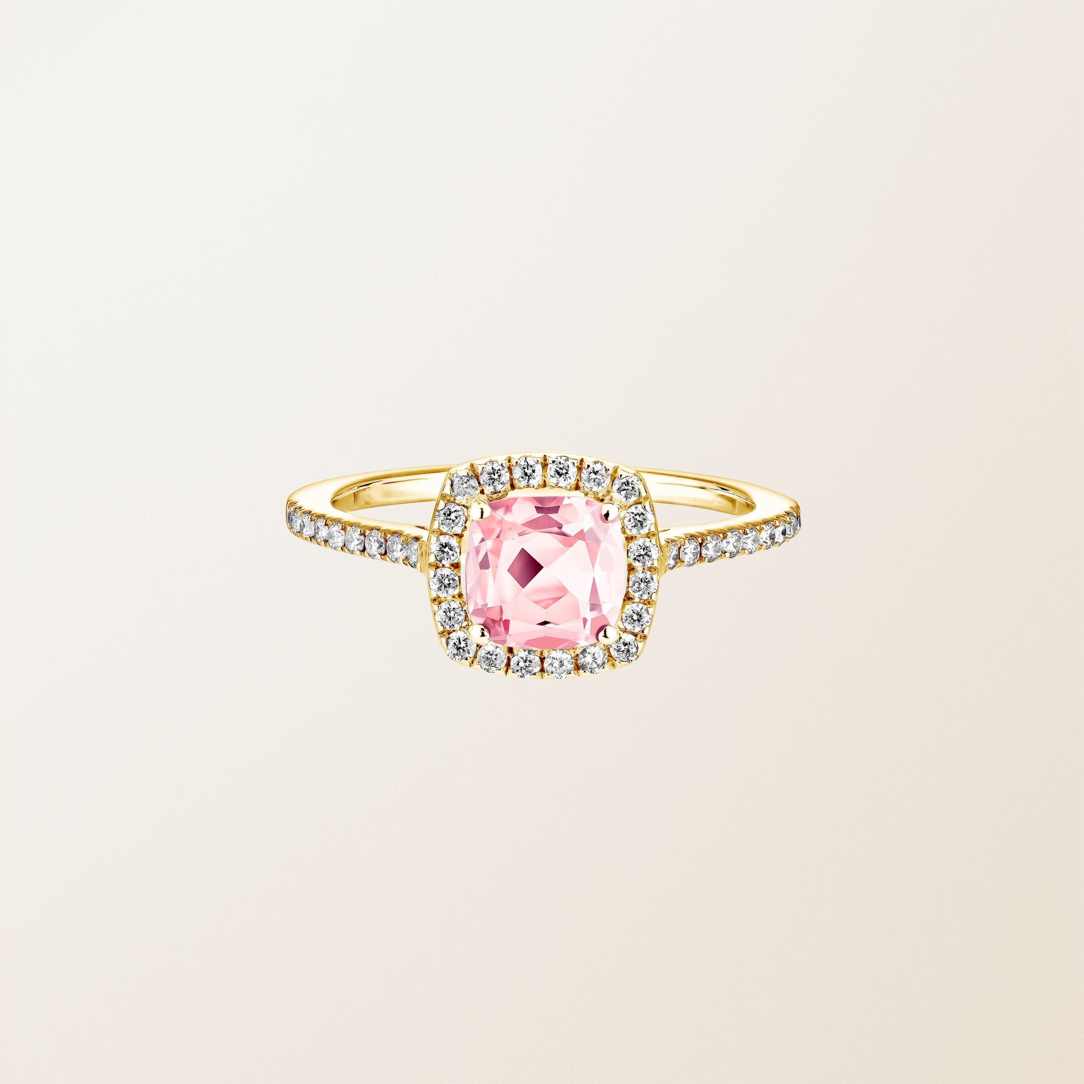 Bague Or jaune 18 cts Tourmaline Rétromantique Coussin Pavée