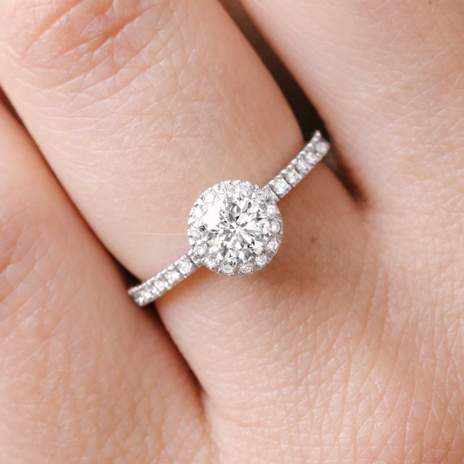 Ring White gold Tsavorite and diamonds Rétromantique M Pavée 3