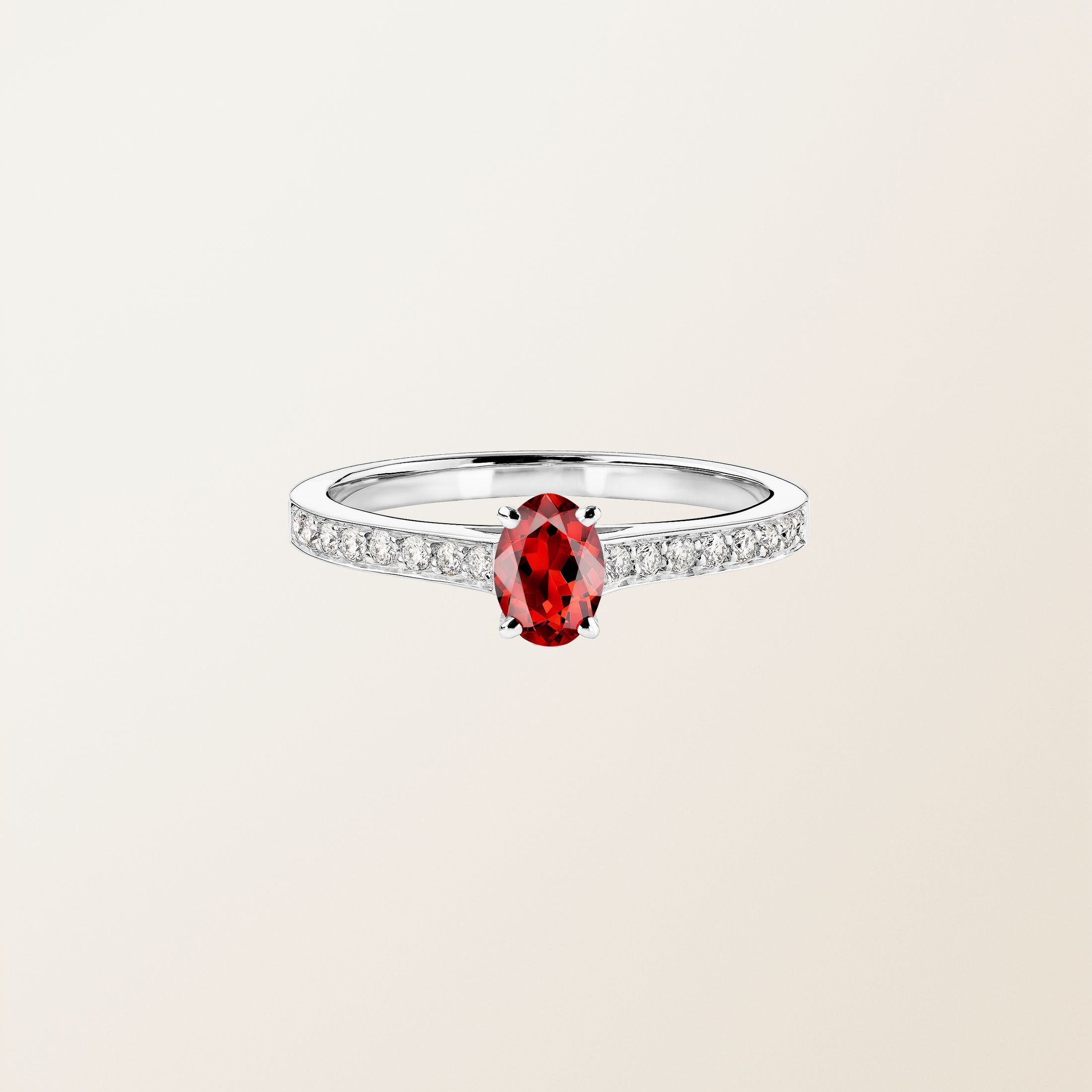 Bague Platine Grenat Lady Ovale Pavée