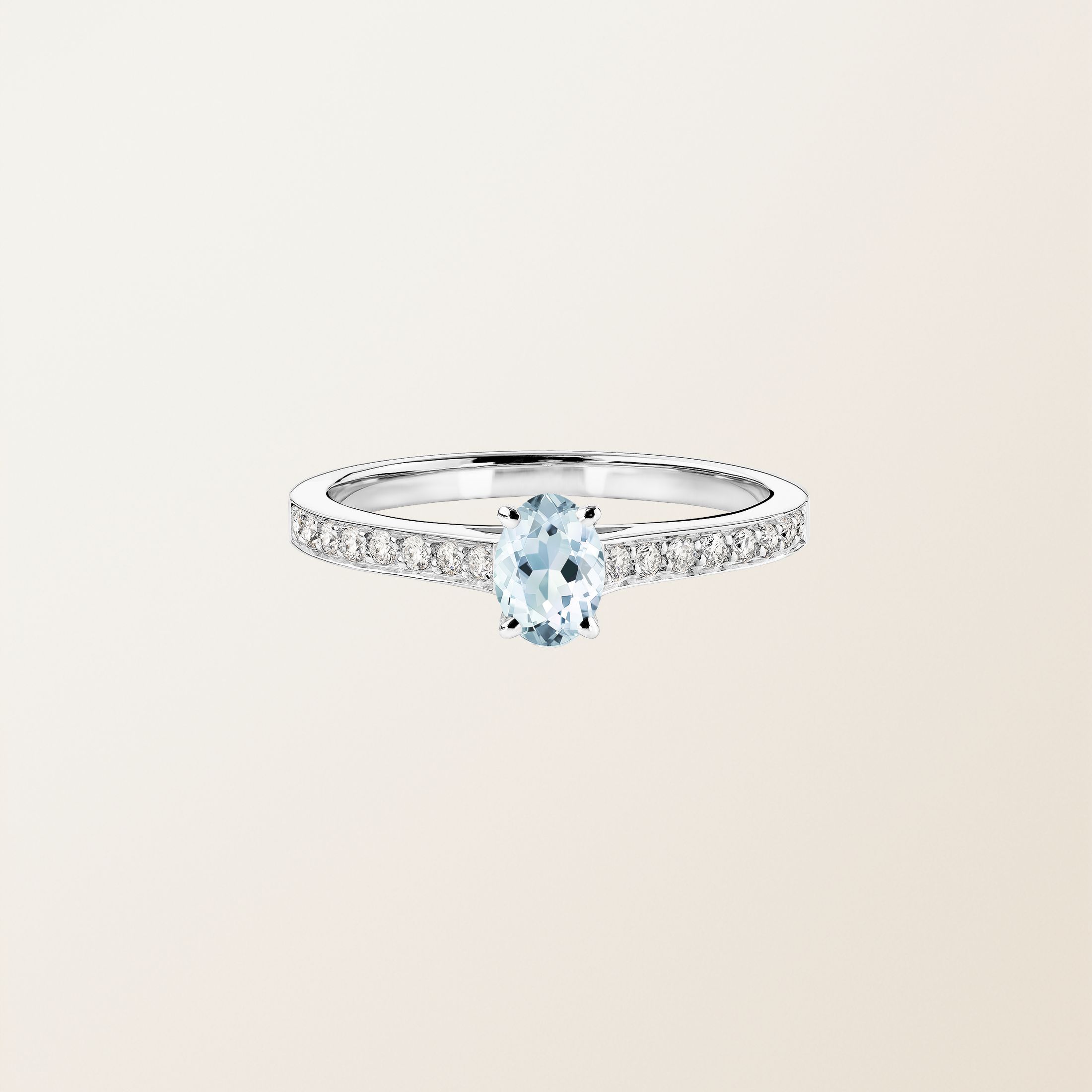 Bague Or blanc 18 cts Aigue-marine Lady Ovale Pavée