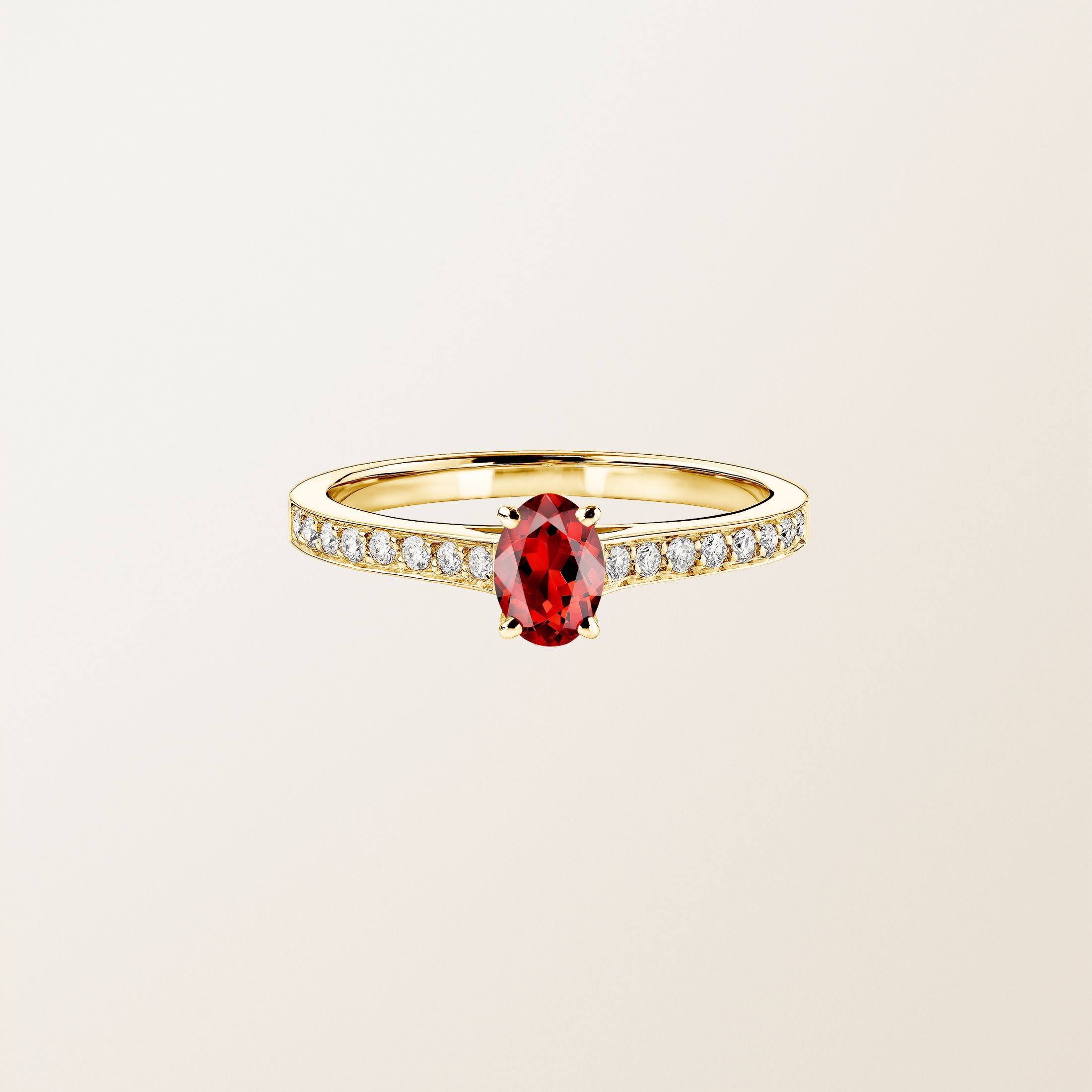 Bague Or jaune 18 cts Grenat Lady Ovale Pavée