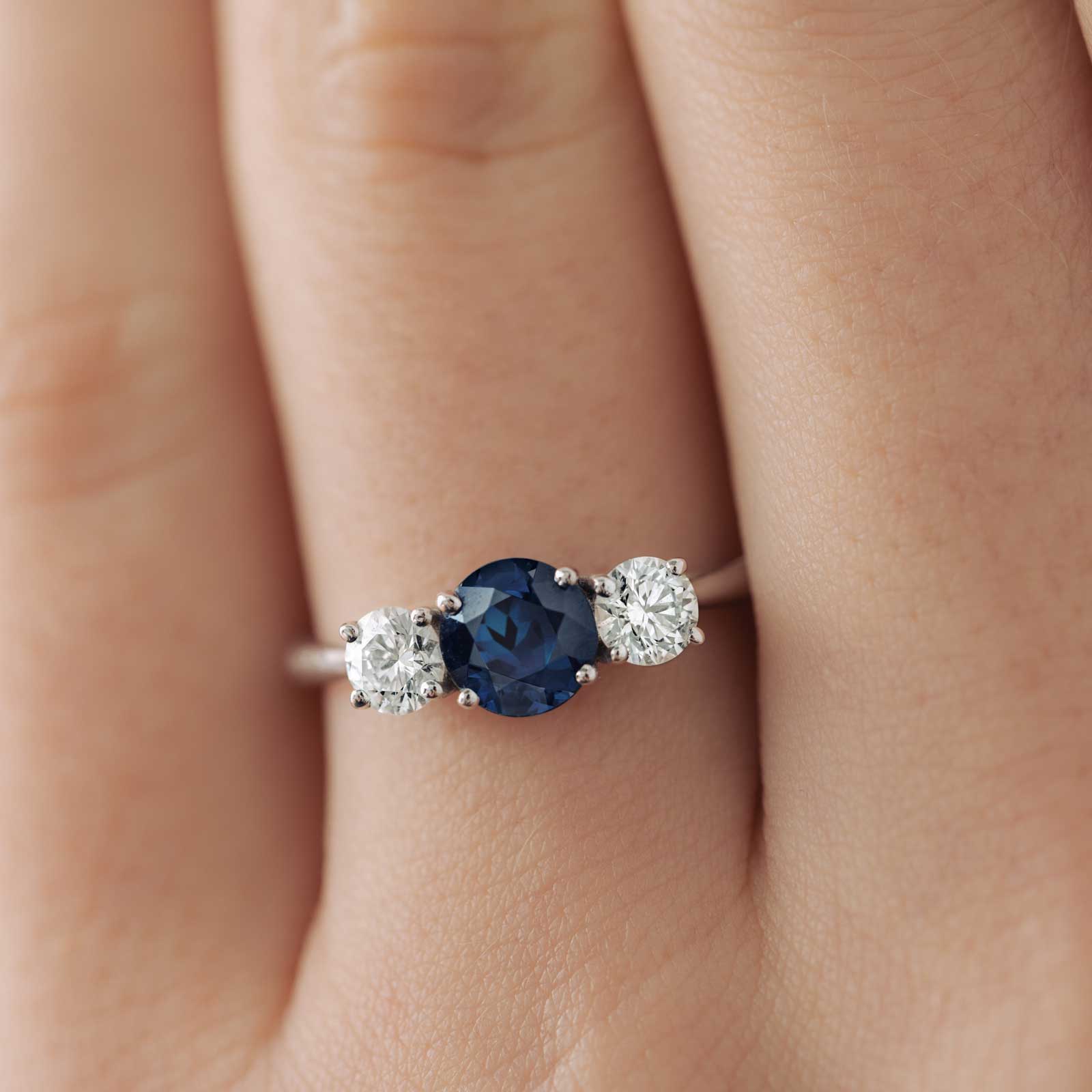 Ring White gold Tsavorite Lady Duo 3