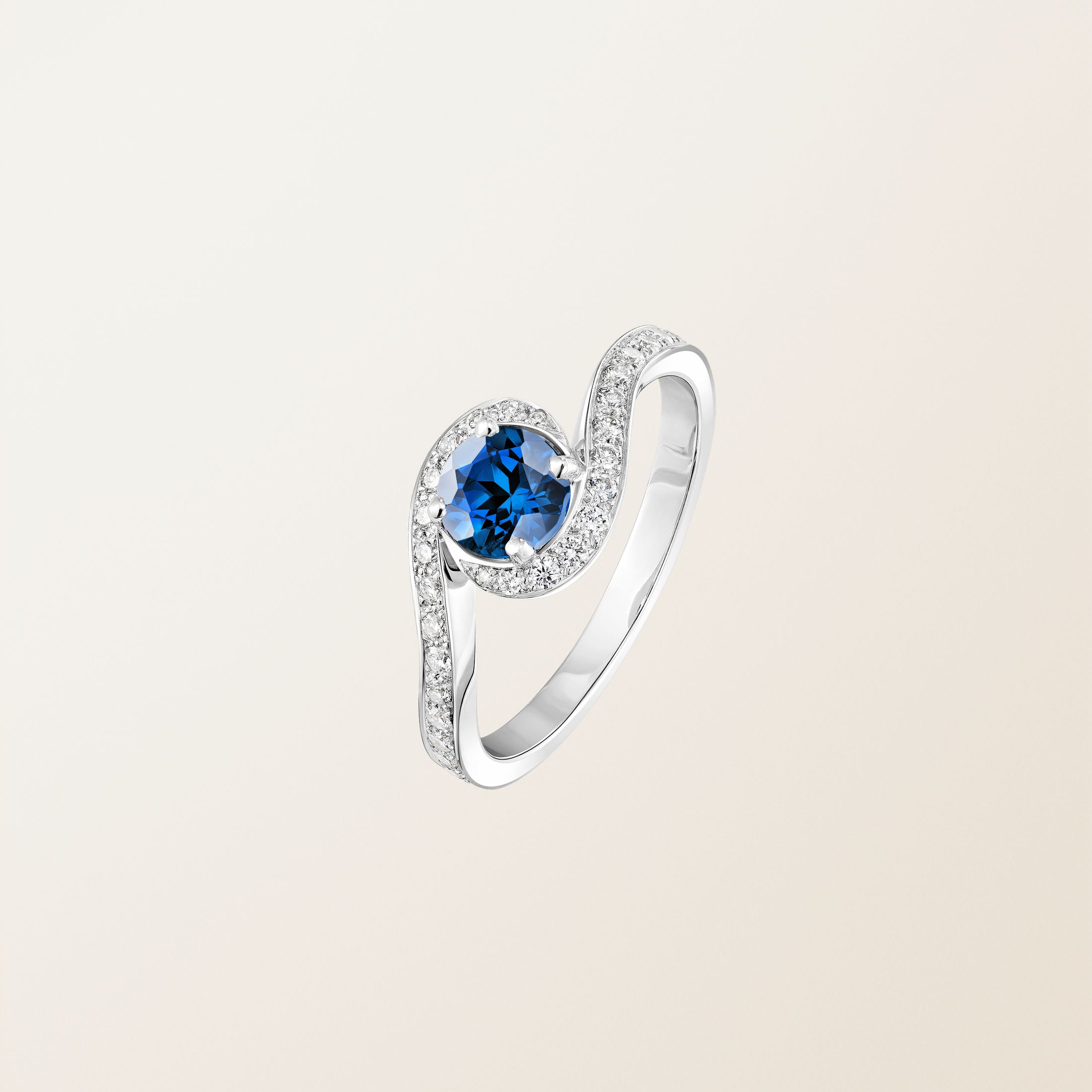 Bague Or blanc 18 cts Saphir Amelia