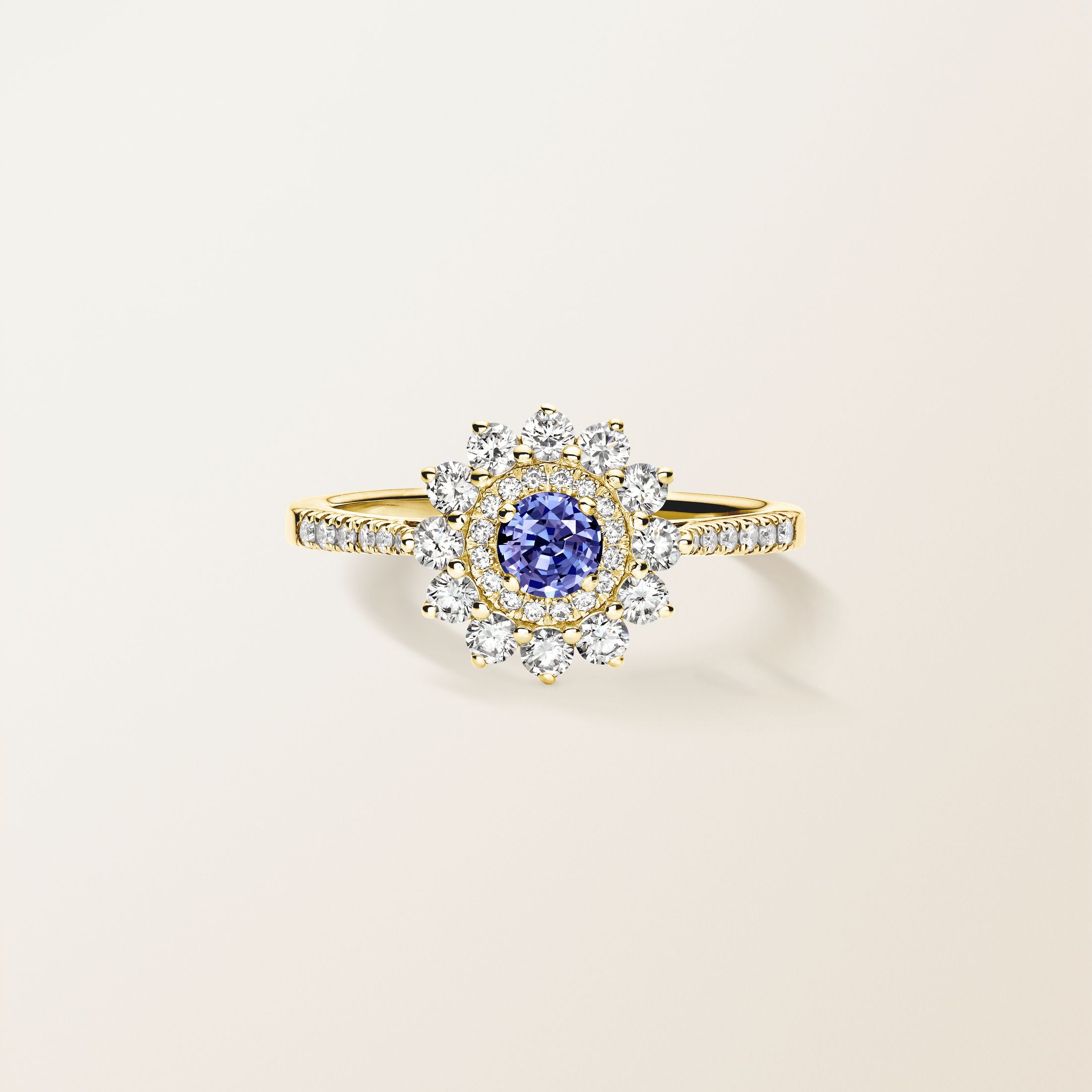 Or jaune, Tanzanite