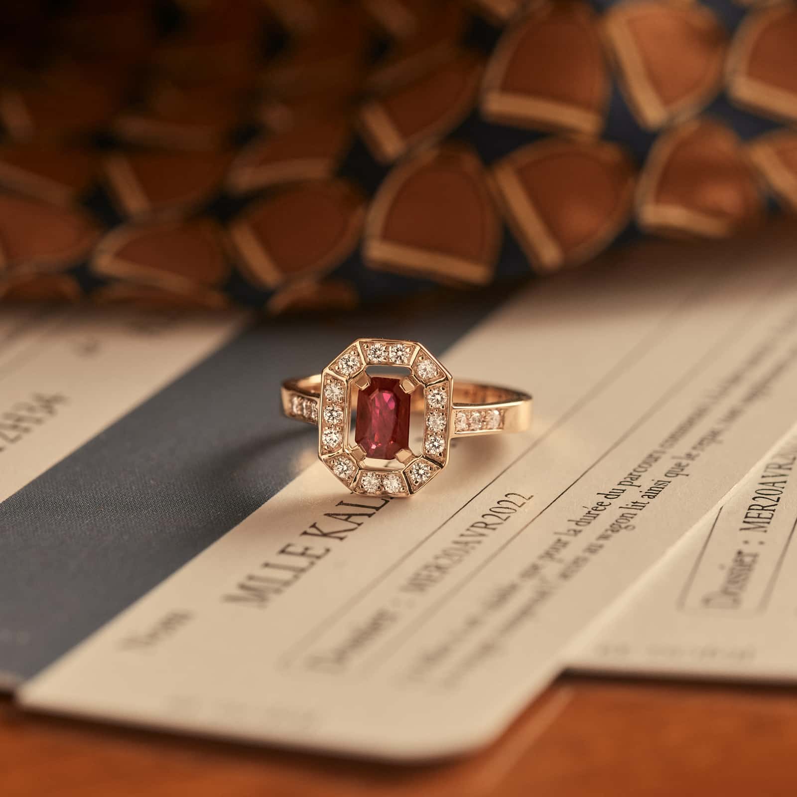 Ring White gold Tsavorite and diamonds Art Déco 5