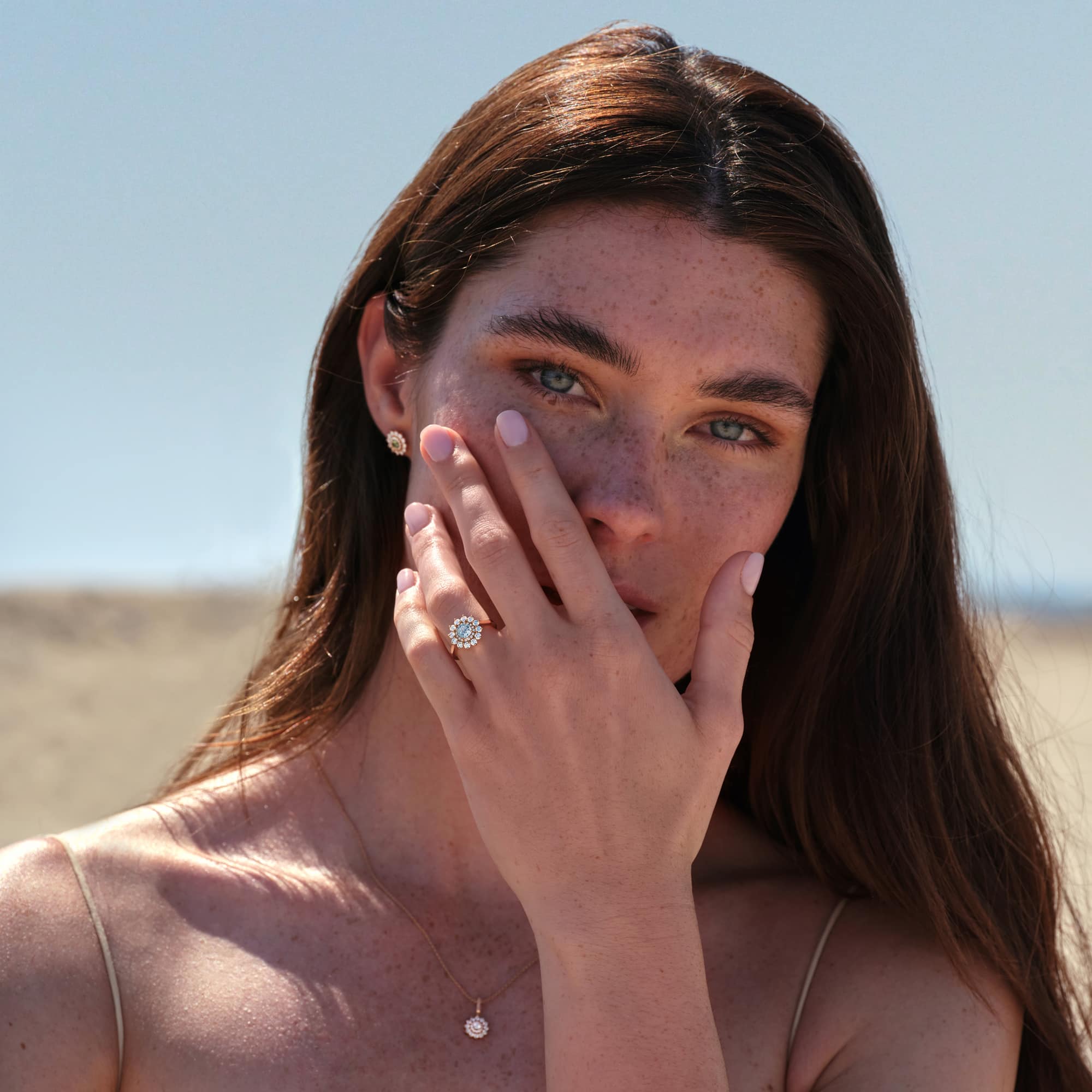 Ring White gold Tsavorite and diamonds Lefkos 6 mm 4